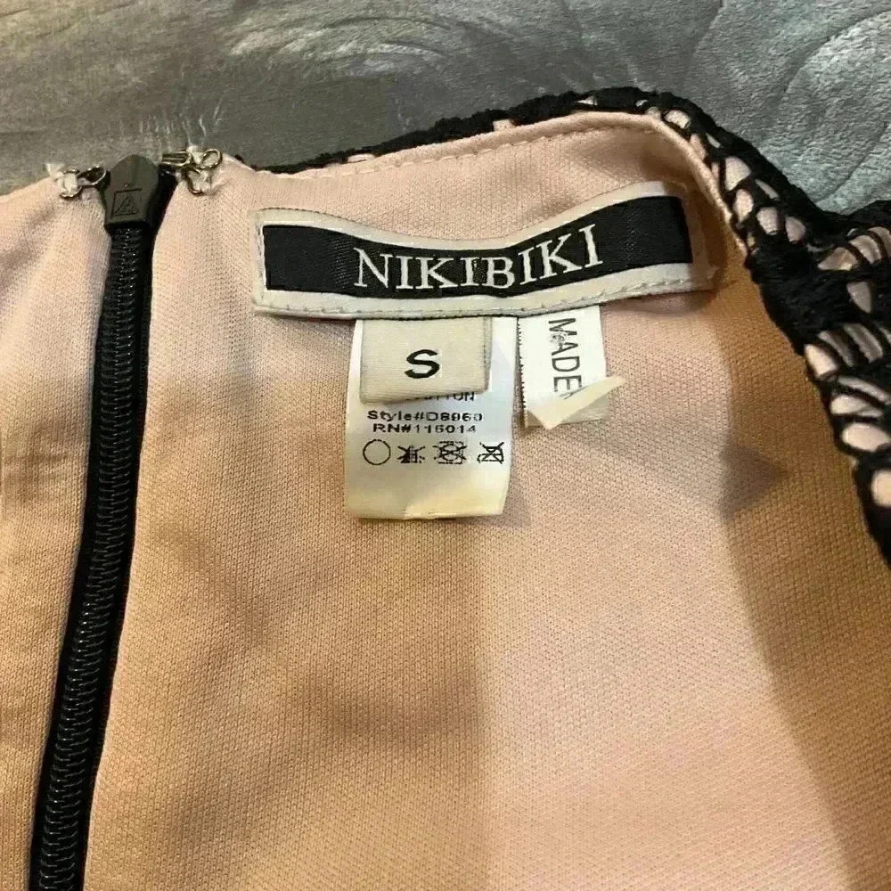 NIKIBIKI LONG SLEEVE COCKTAIL MINIDRESS SIZE SMALL - Picture 7 of 11